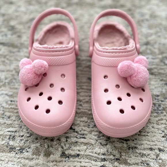 Crocs x DISNEY Piglet Pink Minnie Mouse Faux Fur Lined Clogs Women’s Size 11 - Picture 4 of 10